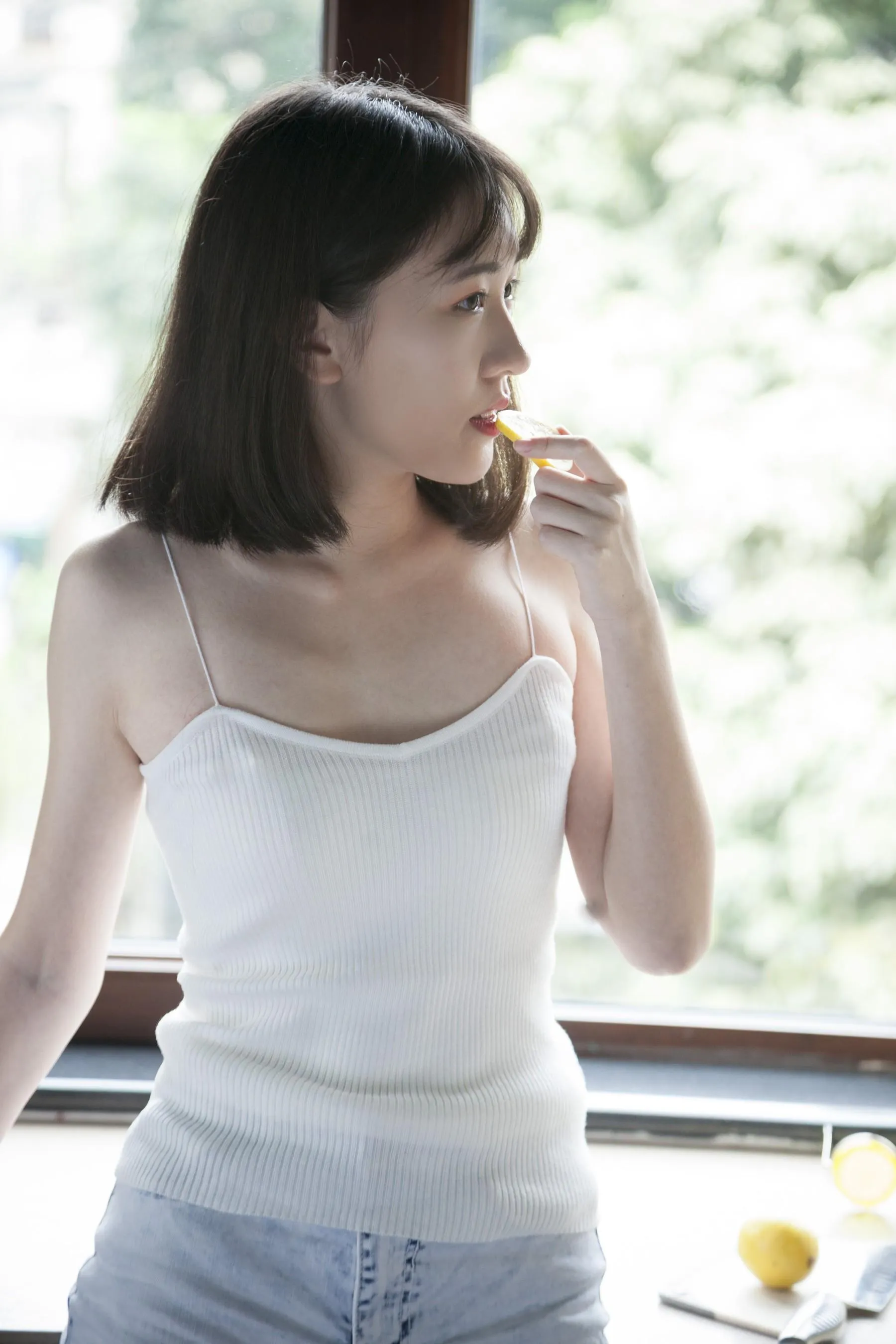 [YITUYU艺图语]2021.10.30 柠檬味的夏天 琳琳 [22P]插图4